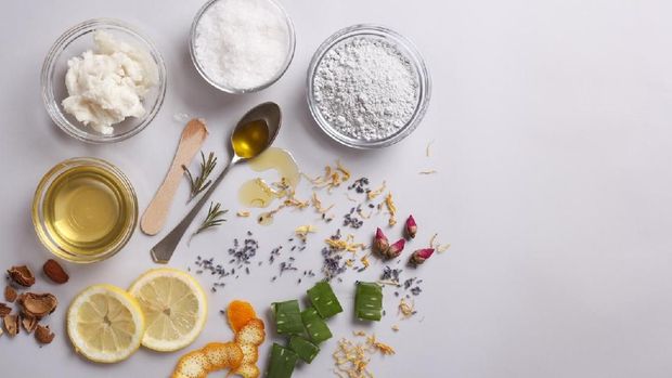 Tips Memutihkan Ketiak Dengan Cara Alami